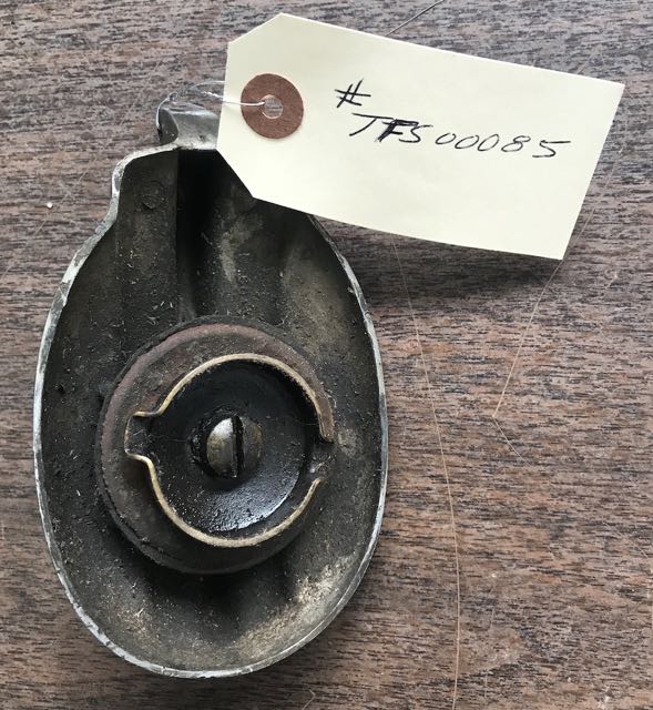 #TFS00085
Radiator Cap for Non-Pressurized Radiator, Ford #9N8100
Fits: 1939-1941 Ford 9N
Nice Used
$50